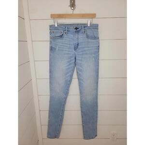 American Eagle Outfitters 30x32 light wash blue distressed athletic skinny jeans